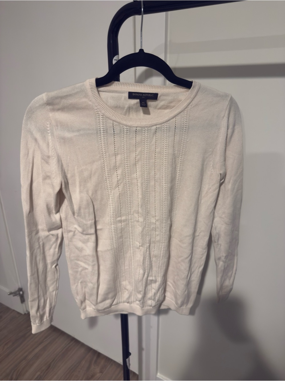 Banana Republic Light Cream Cable-Detail Crewneck Sweater